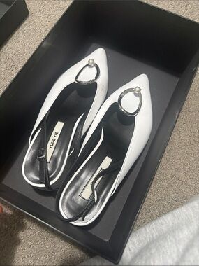 Korean designer YUUL YIE White Pointed Slingback Flats with Pearl Ring